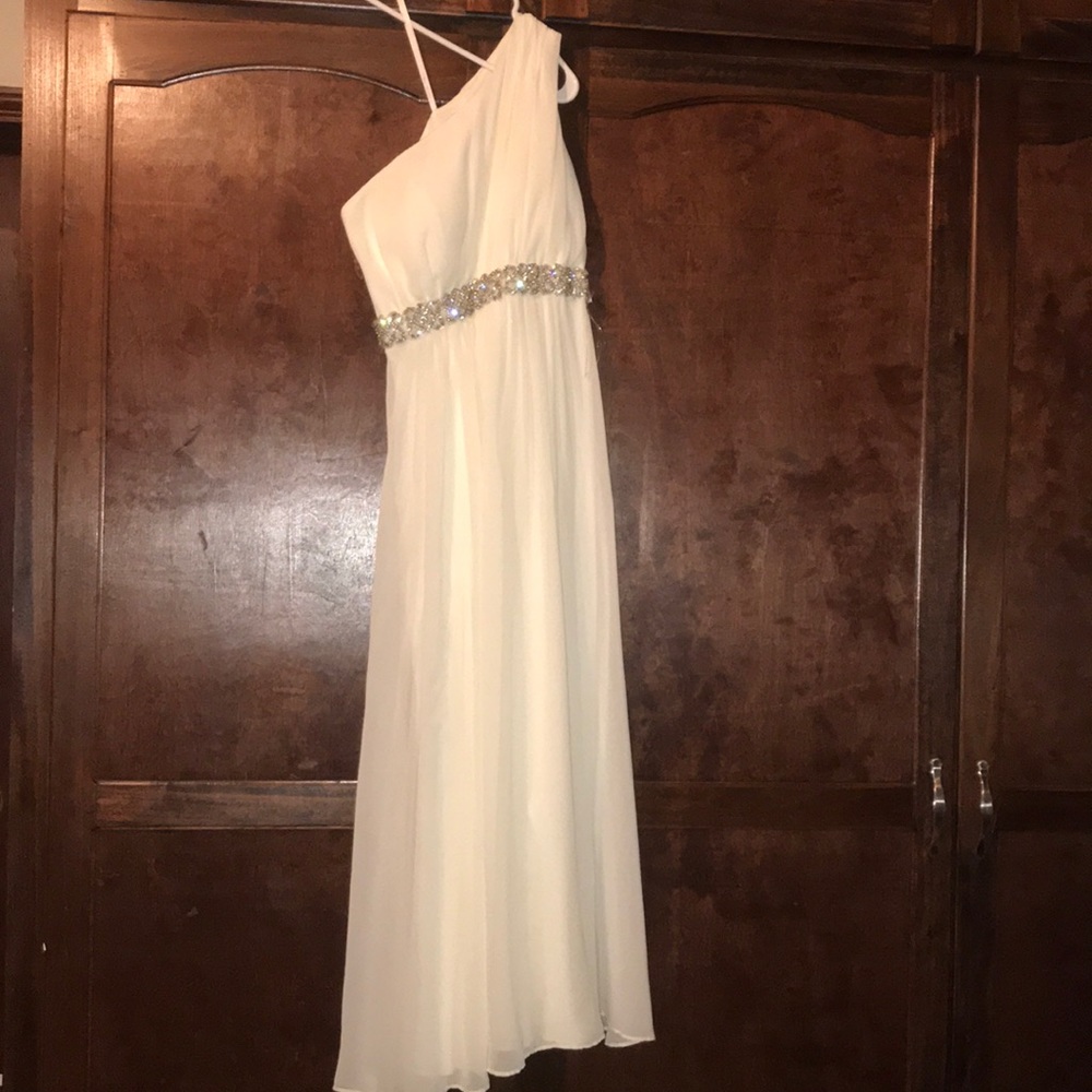 White one shoulder dress